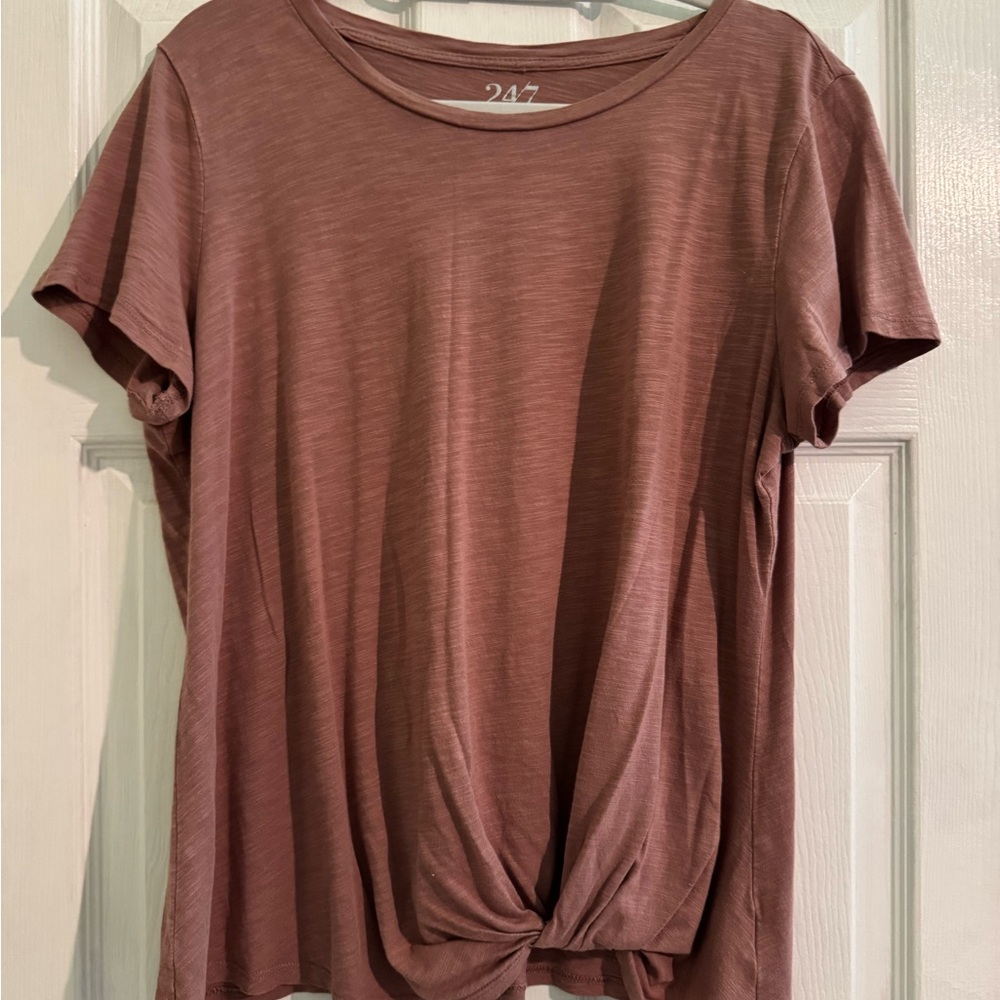 Twist-Front Short Sleeve Tee in Mauve